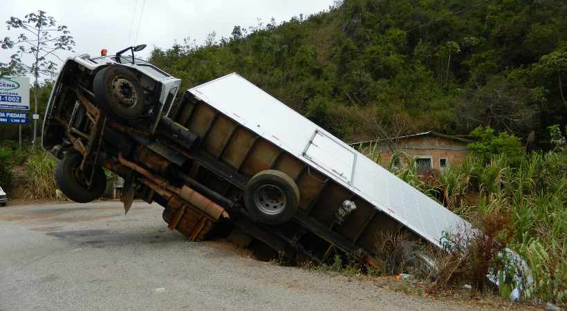 Selecting the Right Texas Truck Accident Lawyer